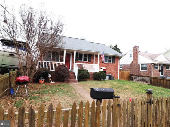 2146 Patrick Henry Dr, Arlington, VA 22205