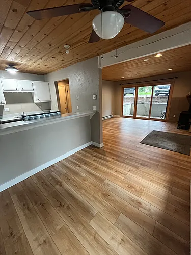 3020 Village Dr #414 Photo 1