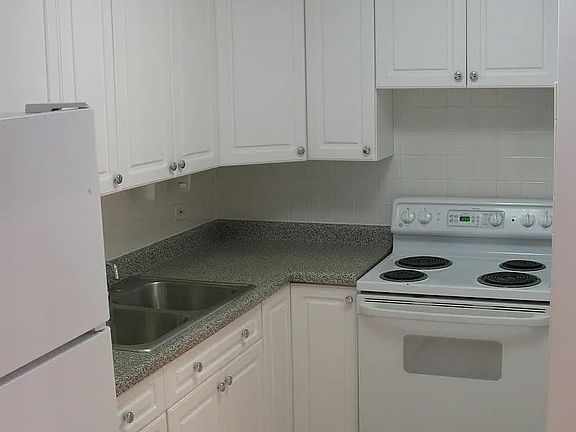 2nd image of 4250 N Marine Dr APT 725