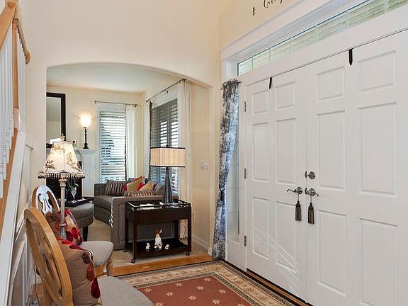 Double door transom window entry