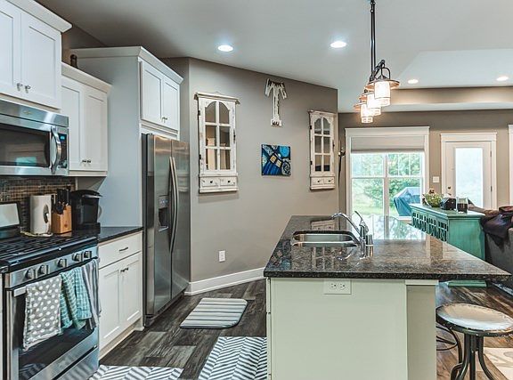 5th image of 5121 Opal Ct