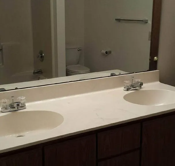 1010 Valley Side Dr #1012 — Photo 9