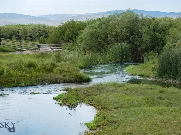 6 Lincoln Dr, Dillon, MT 59725