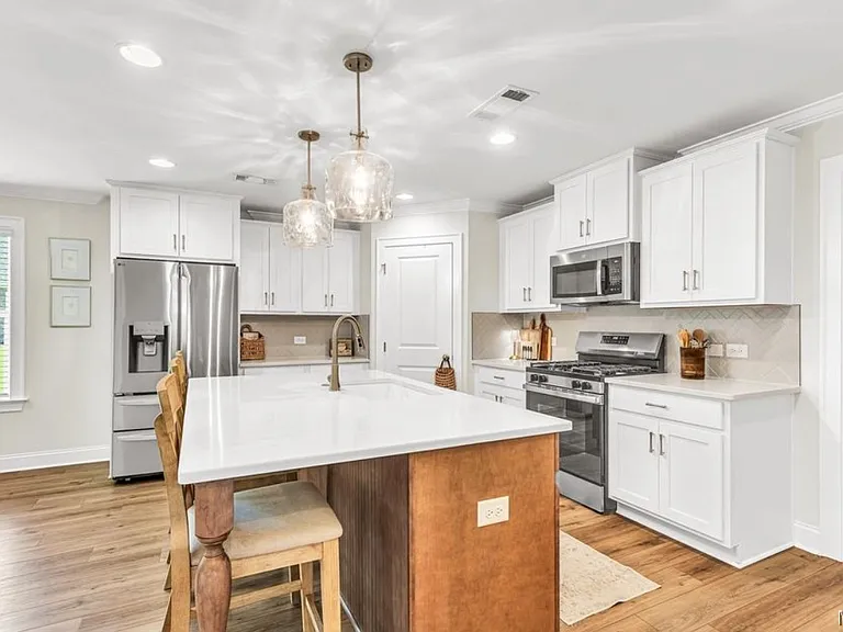 253 Pedric Dr — Photo 11