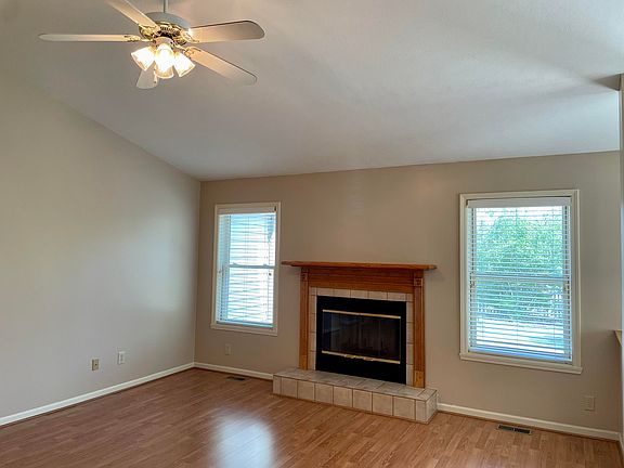 5th image of 10242 Carmine Dr