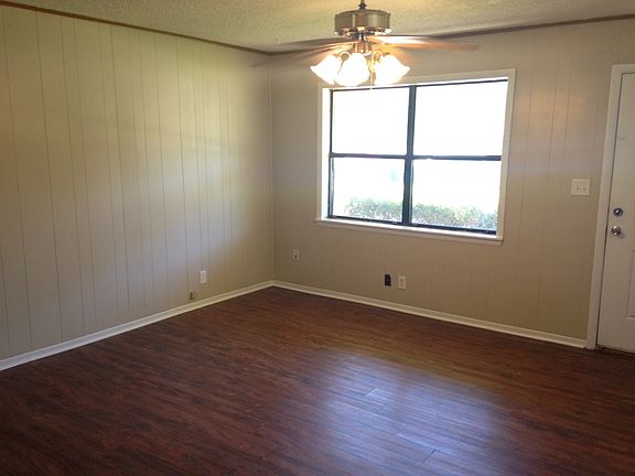 2nd image of 116 Edna Dr