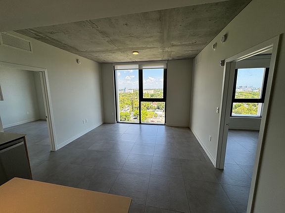 LIVING ROOM SPLIT FLOOR PLAN