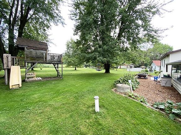 4th image of 118775 Wild Creek St