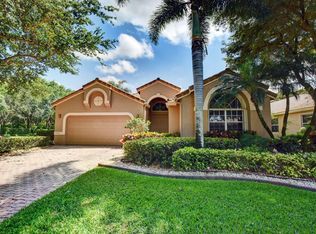 10081 Diamond Lake Dr, Boynton Beach, FL 33437