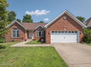 8627 Sanctuary Ln, Louisville, KY