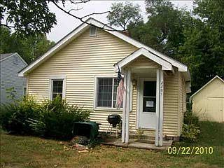 1st image of 2201 N New York Ave