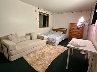 2120 NE 54th St #U2, Seattle, WA 98105