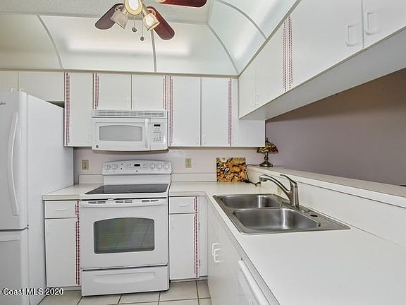 4th image of 1410 Huntington Ln APT 1404