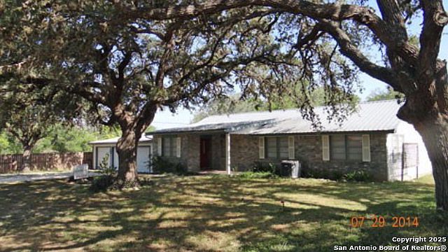 1st image of 413 San Antonio