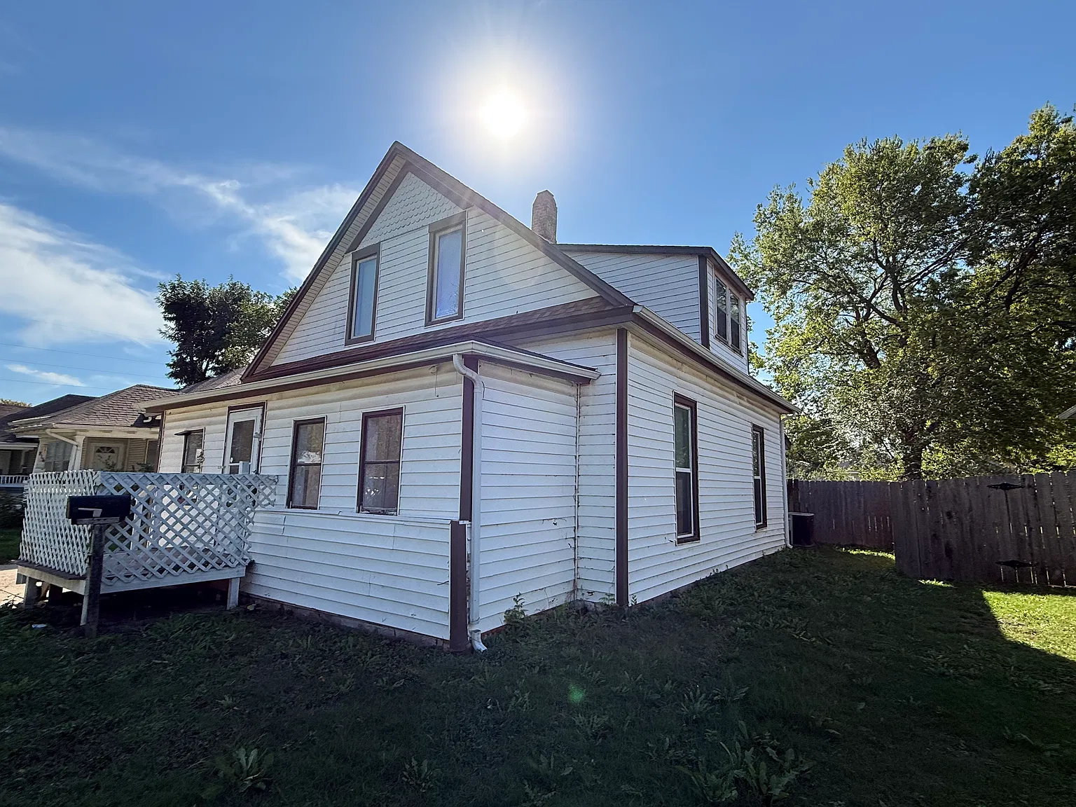 5 bed, 1470 sqft, $1,600 — Photo 3