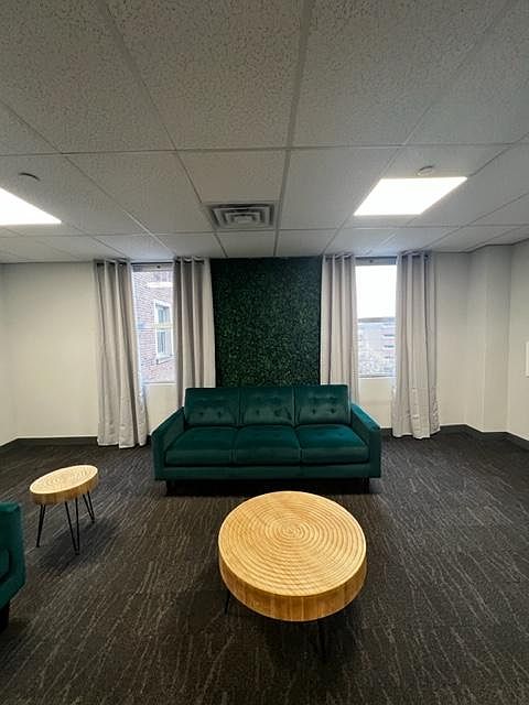 1st image of 3301 Henry Ave #323