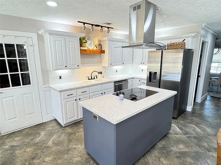 16003 Escher Rd — Photo 10