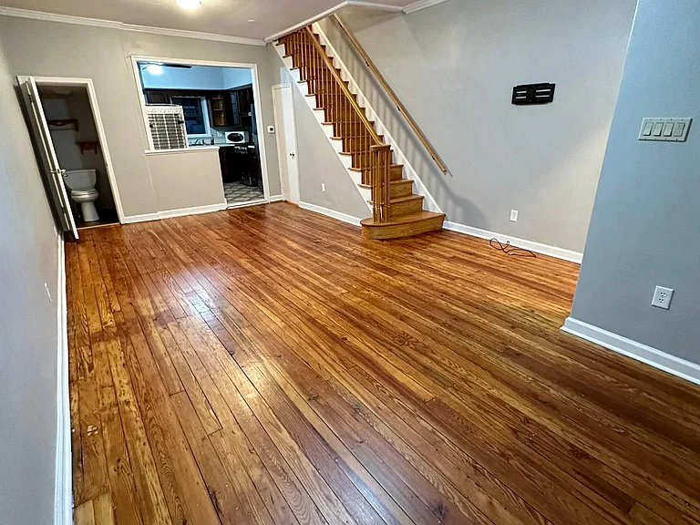 2313 S Mole St — Photo 1