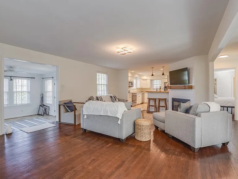 7005 Atlantic Ave — Photo 5
