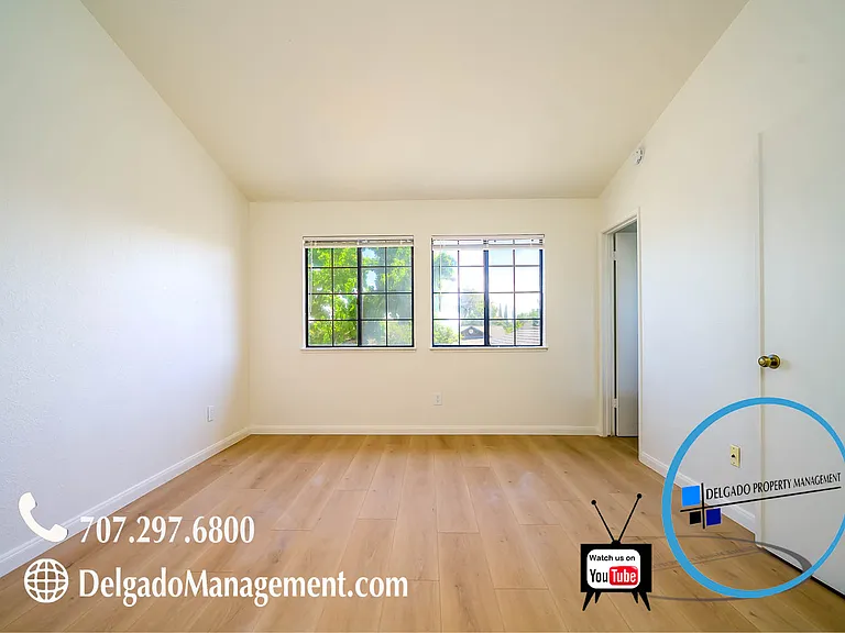 279 Flying Cloud Ct — Photo 23