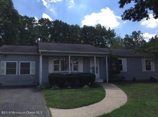 767 Dorathys Ln, Jackson, NJ 08527