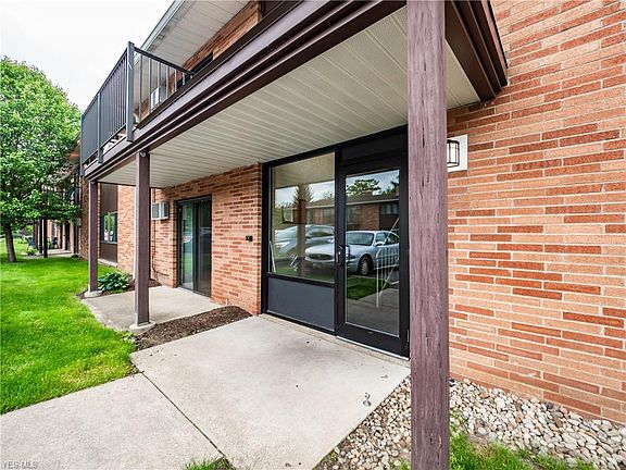 2nd image of 23855 David Dr Unit 102
