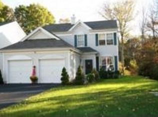 15 Indian Spring Dr, Oak Ridge, NJ 07438