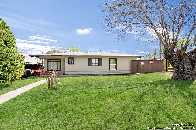 1st image of 102 Oriole Ln