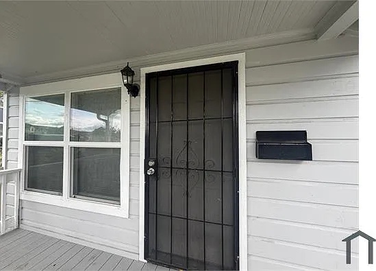 90 Alves Ln — Photo 2