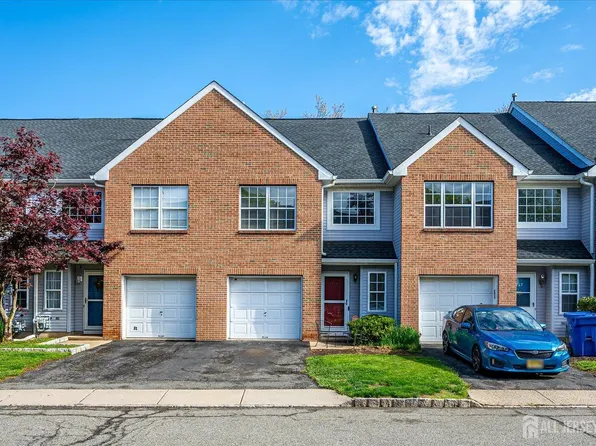 268 Shady Oak Ct, Piscataway, NJ 08854