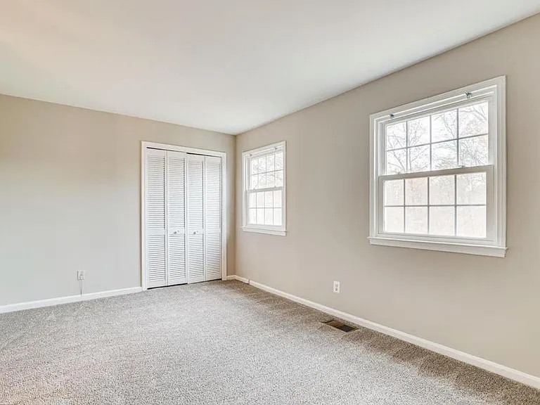 14704 Cardigan Sq — Photo 7