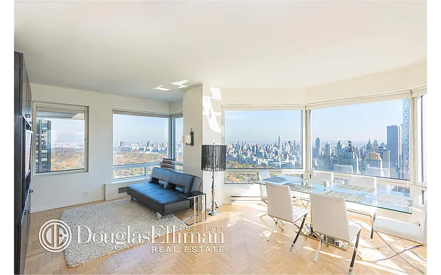 Rented by Douglas Elliman | media 23