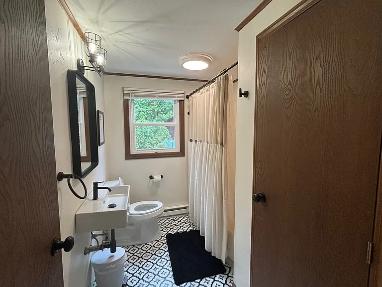 8 Black Point Rd — Photo 23