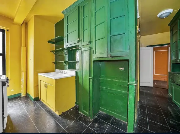 65 East 96th Street image 7 of 10