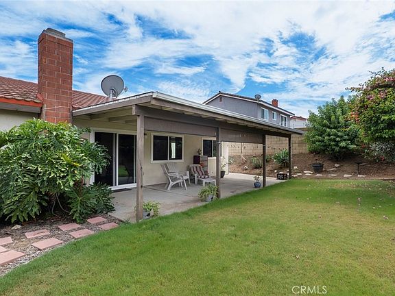 5th image of 831 Redlen Ave