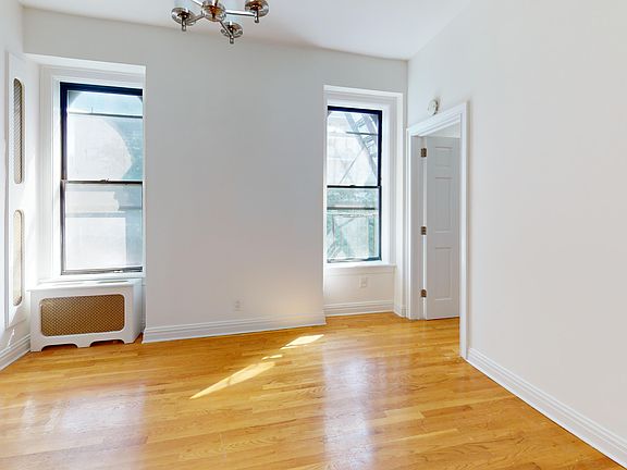 4th image of 1443 York Ave APT 2S