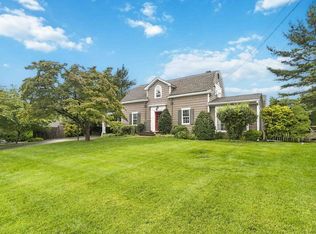 3 Crane Ln, Florham Park, NJ 07932