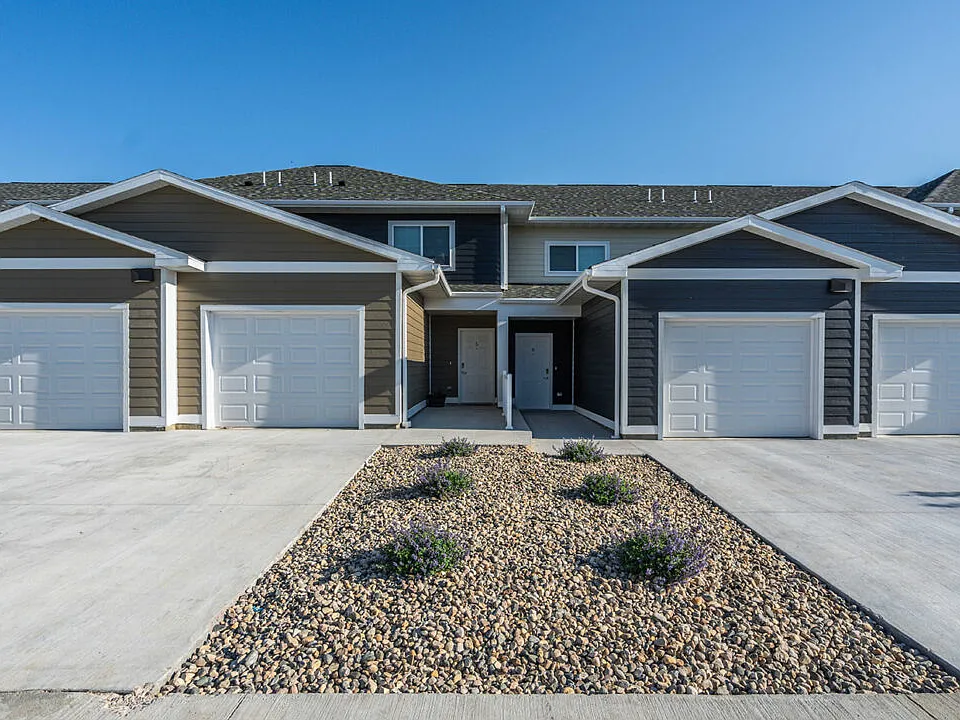 Brookings Edgebrook Townhomes