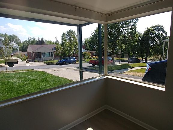 3rd image of 2363 E Kensington Ave