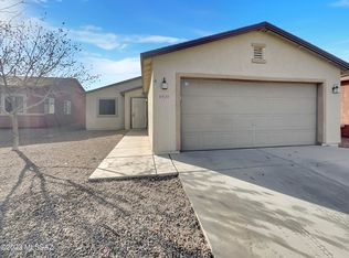 6920 S Bittercress Rd, Tucson, AZ 85756
