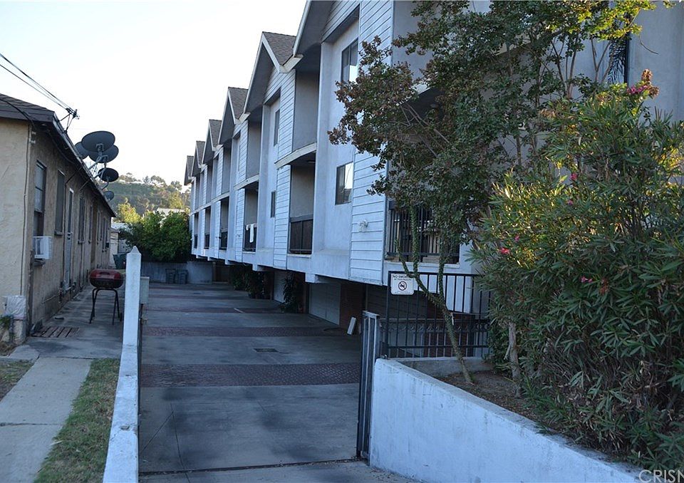 1st image of 618 E Acacia Ave APT F