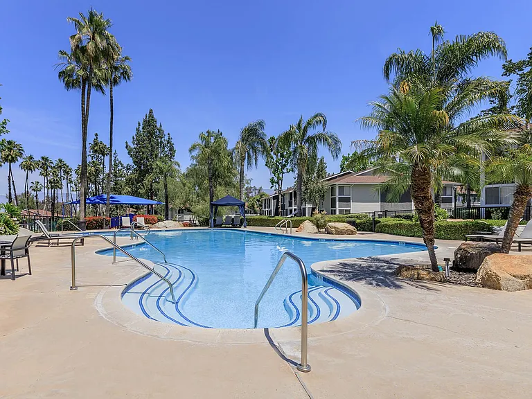 Redlands Lawn & Tennis — Photo 18