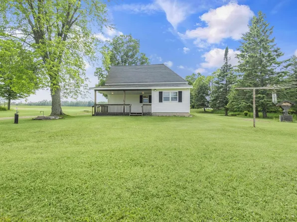 N9508 County Road 577, Stephenson, MI 49887