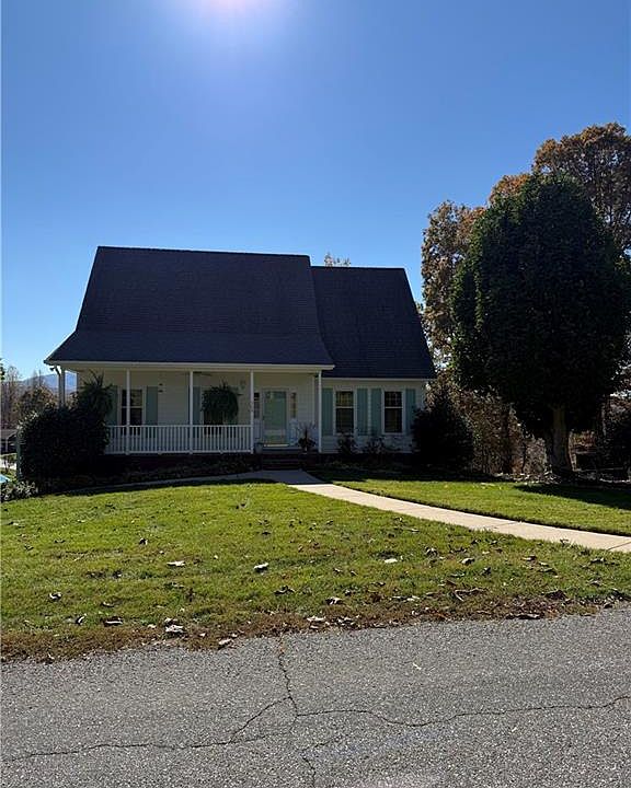 1st image of 368 Knollwood Dr