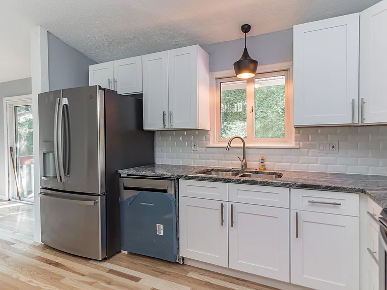 261 Skyline Dr — Photo 17
