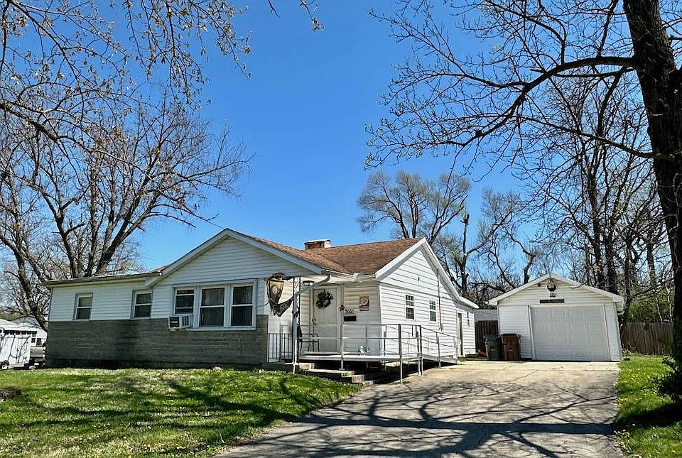1st image of 3660 Yellowstone Ave