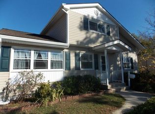 8 Tilton Ave, South Toms River, NJ