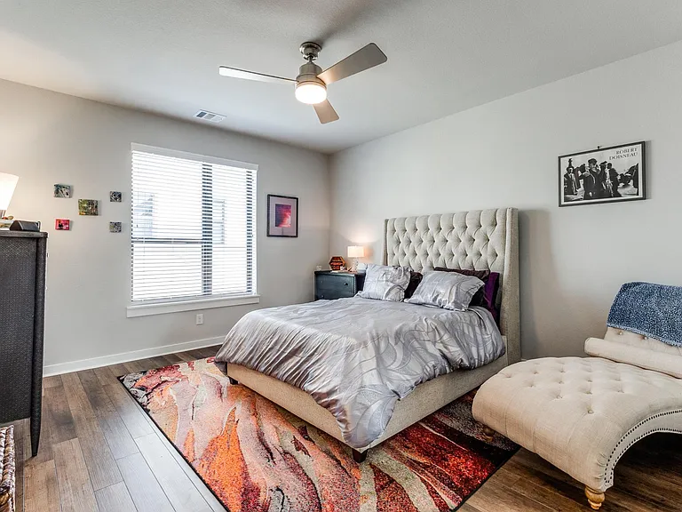 2220 Rook Dr — Photo 10