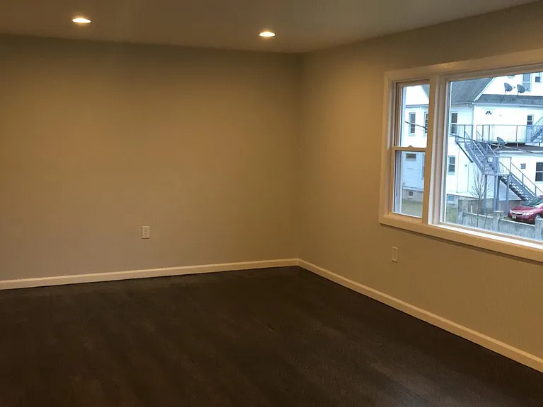 1113 Julia St #1 — Photo 10