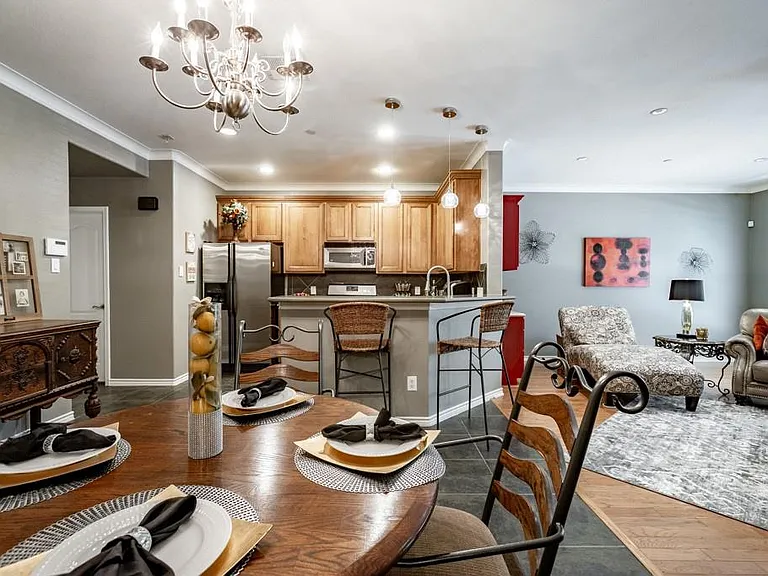 6868 Firenze Ln — Photo 27
